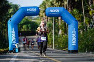 BIB: 12675
                            <button type="button" onclick="openModal(22578173)" class="btn btn-primary btn-sm float-right btn-popup" data-toggle="modal" data-target=".modal-high-quality">
                        <i class="fas fa-shopping-cart"></i> Add to Cart
                    </button>
                                            <button type="button" onclick="isThisMe(22578173, true)" class="btn btn-success btn-sm float-right btn-popup btn-isme hidden" data-toggle="tooltip" data-placement="bottom" title="นี่คือรูปของคุณใช่ไหม คลิกที่นี่เพื่อเอาเข้าอัลบั้ม">
                        <i class="fas fa-plus"></i> Add to album
                    </button>
                    <button type="button" onclick="isThisMe(22578173, false)" class="btn btn-warning btn-sm float-right btn-popup btn-isnotme hidden">
                        <i class="fas fa-ban"></i> Remove from album
                    </button>